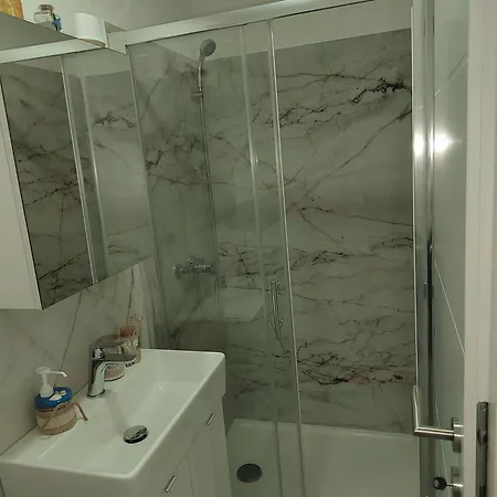 Κάμπινγκ House Lana, 704 Drage